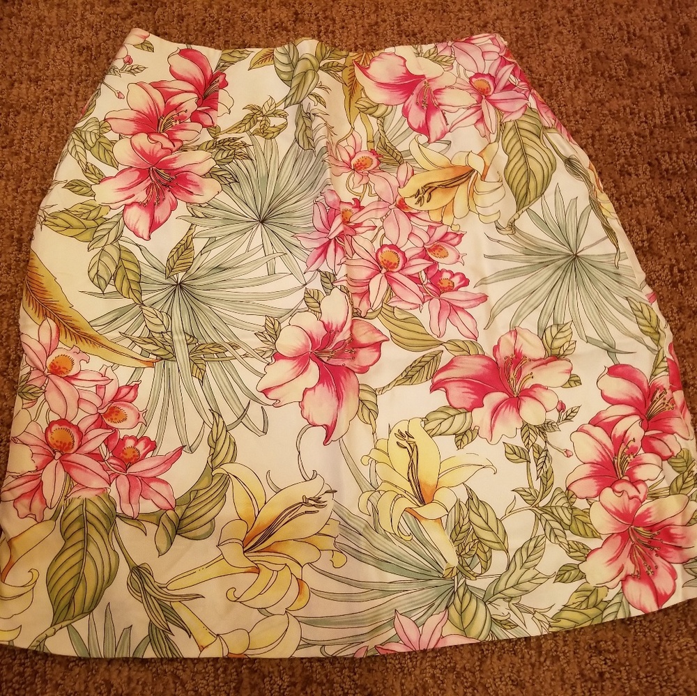 Tropical mini skirt